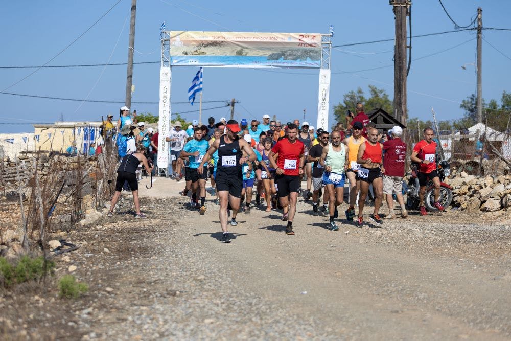 Υπό δύσκολες συνθήκες πραγματοποιήθηκε φέτος η 2η Γιορτή Αθλητισμού Γαύδου (pics) runbeat.gr